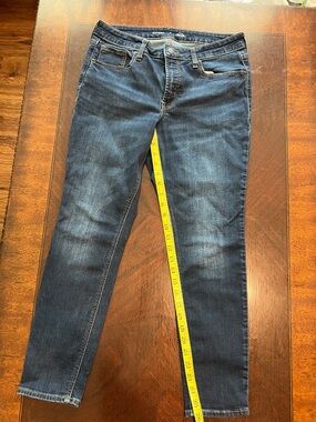 Old Navy Women’s Skinny Dark Indigo Jeans